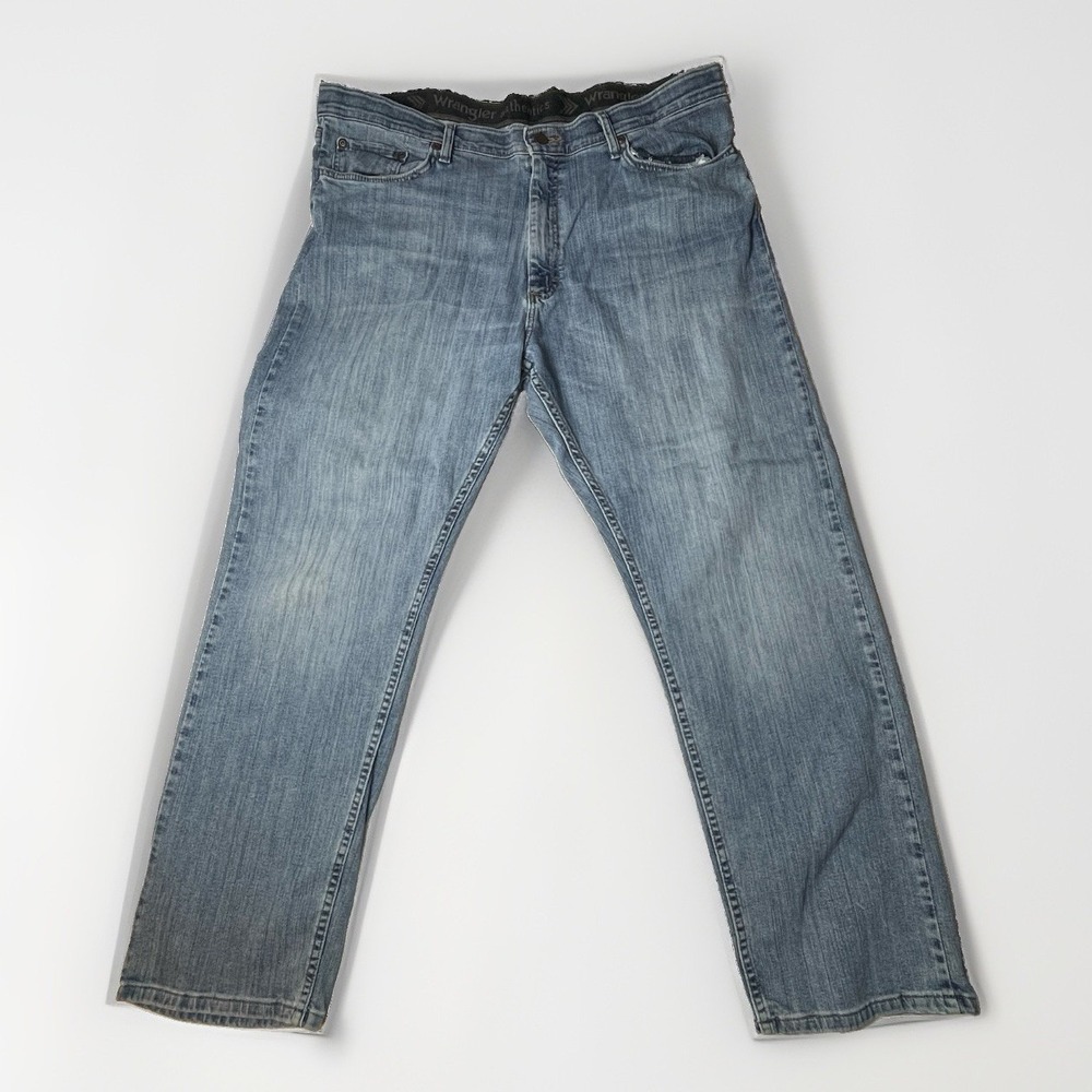 Wrangler Authentics Mens Jeans 38x30 Flex Waist Regular Fit Straight Leg Blue